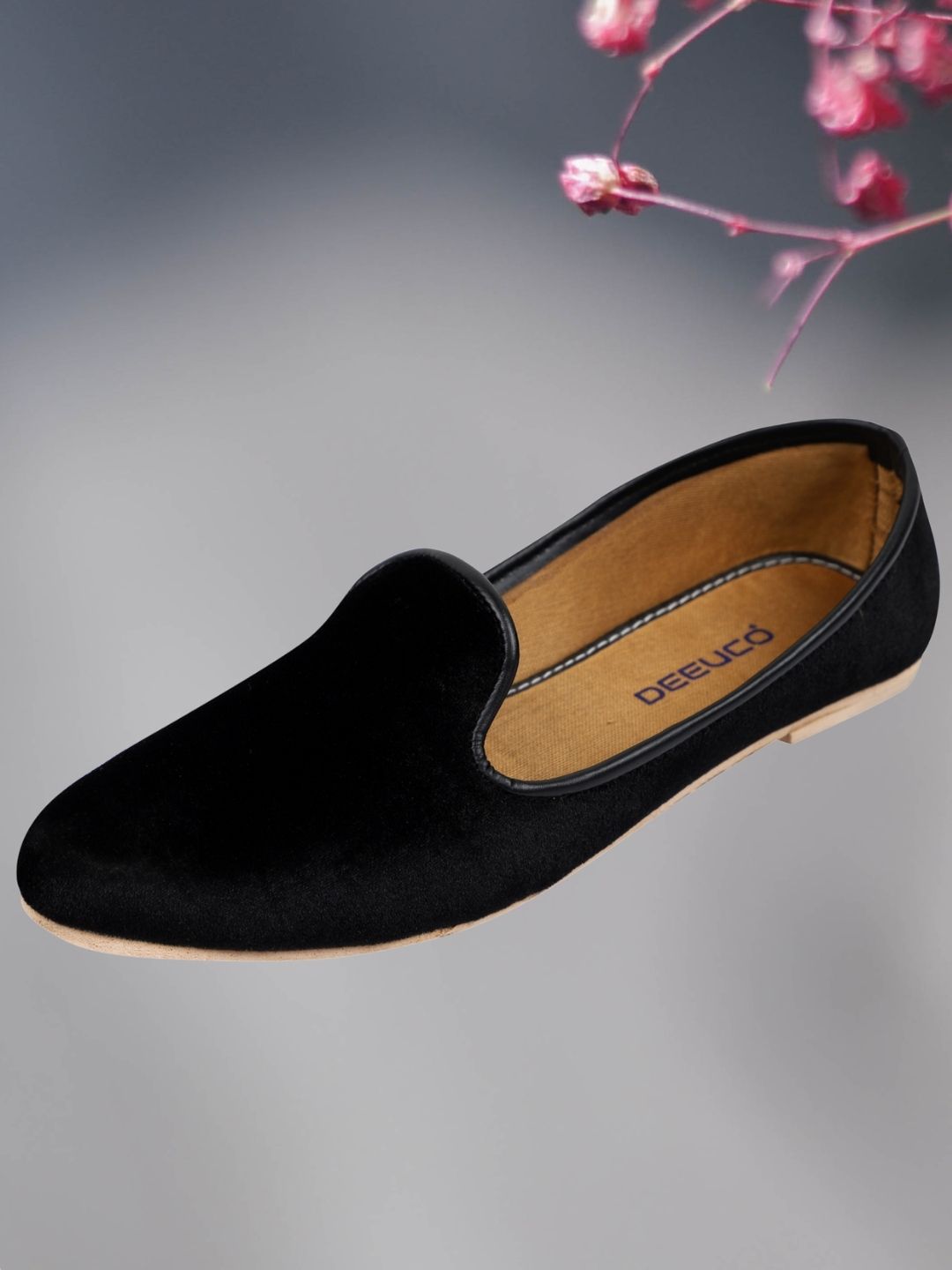 DEEUCO Ethnic Men's Velvet Juttis and Mojaris