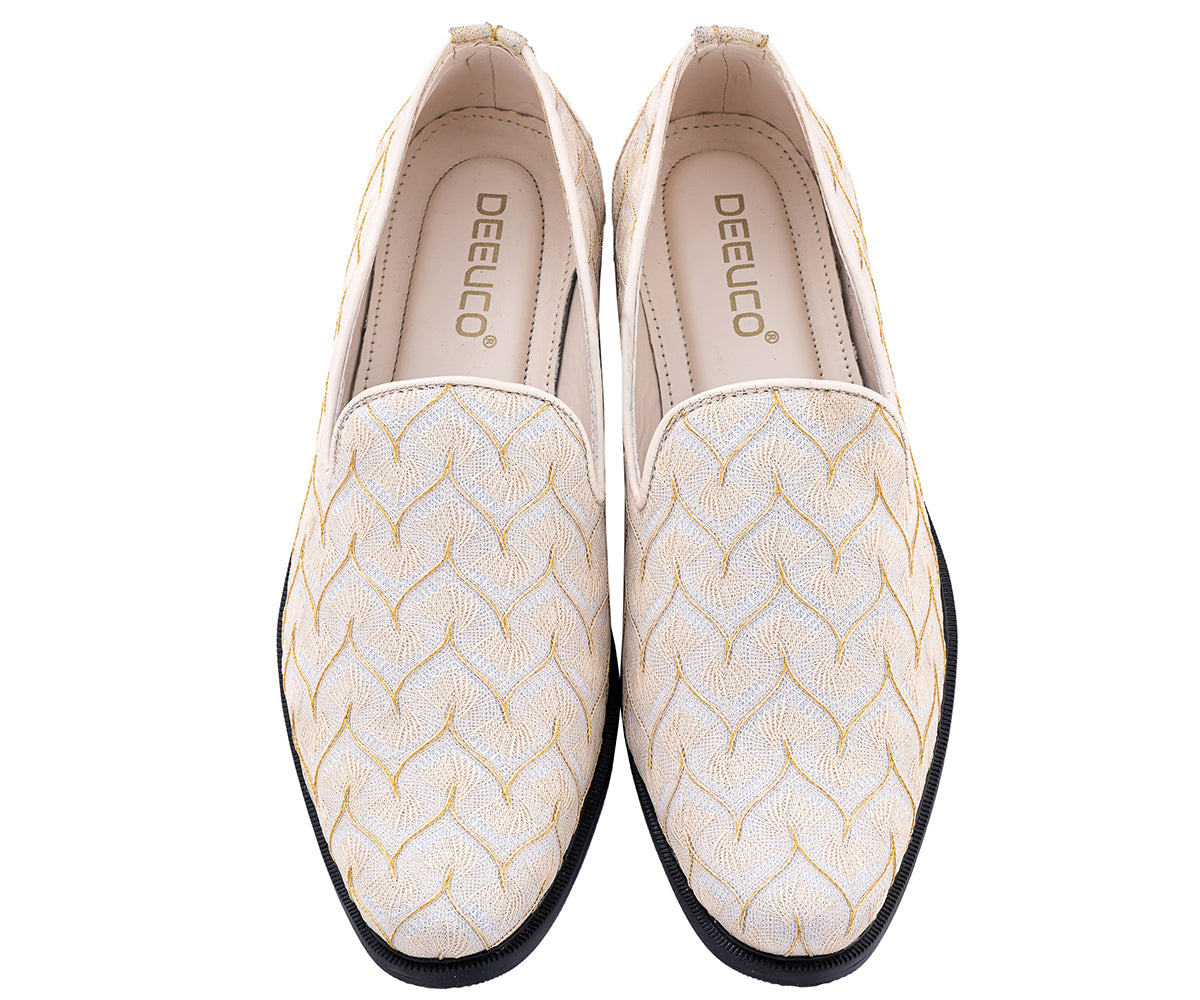 Men's Ethnic Premium Plain Cream Wedding and sherwani jutti/Shoes