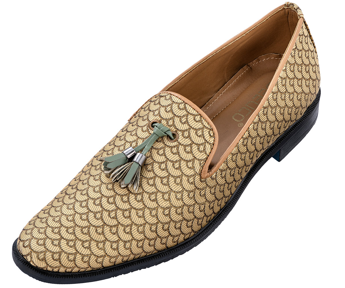 Men's Ethnic Premium Plain Metallic Golden Wedding and sherwani jutti/Shoes