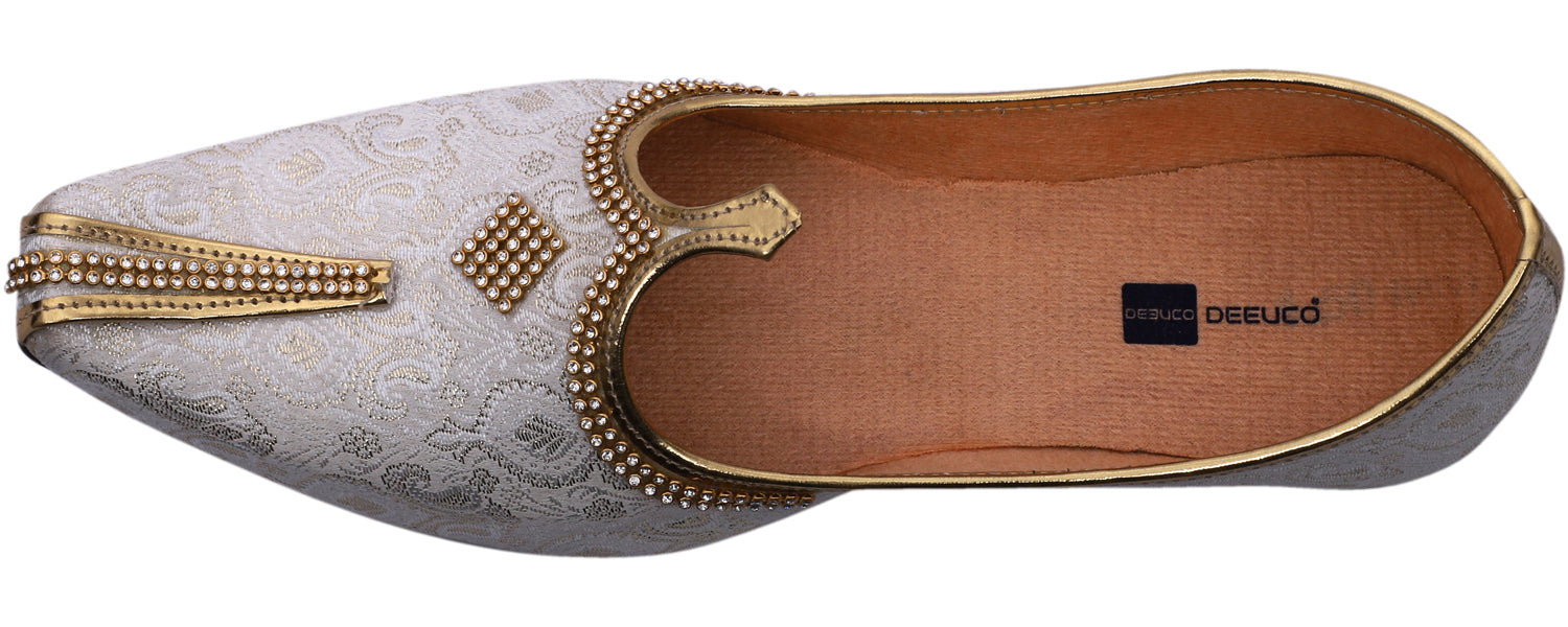 DEEUCO Men's Ethnic Cream and Golden Wedding and Sherwani Jutti, Mojari