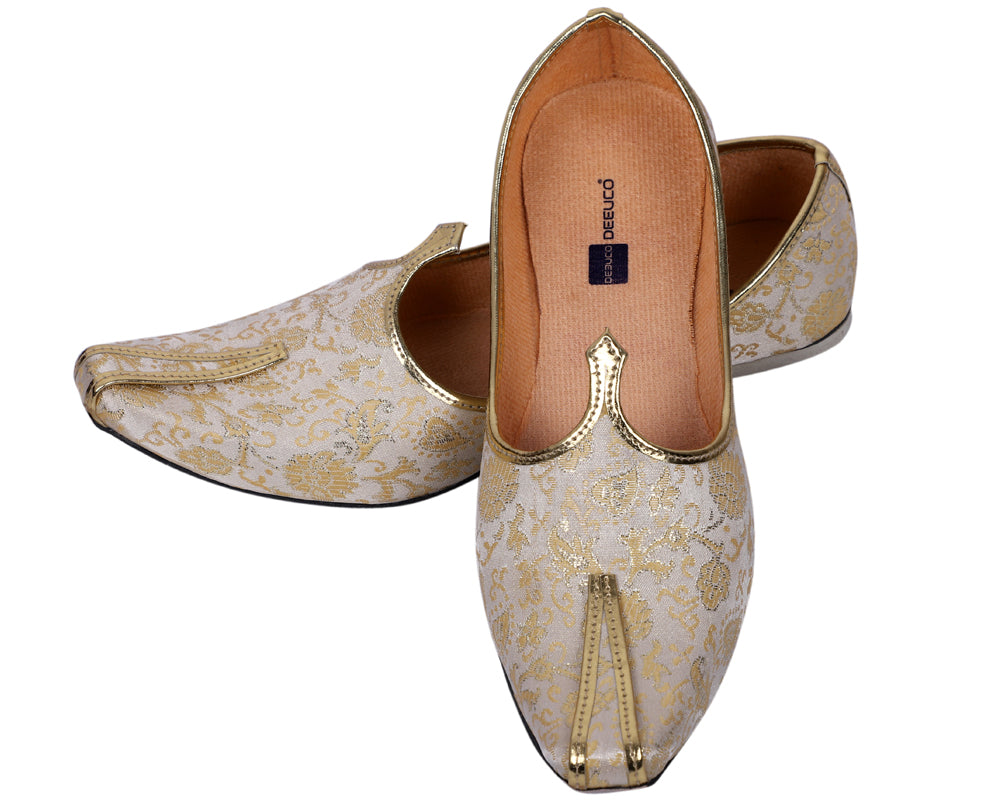 DEEUCO Men's Ethnic Cream N Golden Wedding and Sherwani Jutti, Mojari