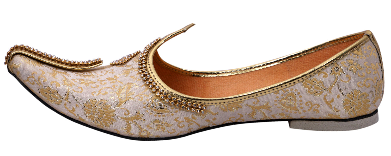 DEEUCO Men's Ethnic Cream and Golden Wedding and Sherwani Jutti, Mojari