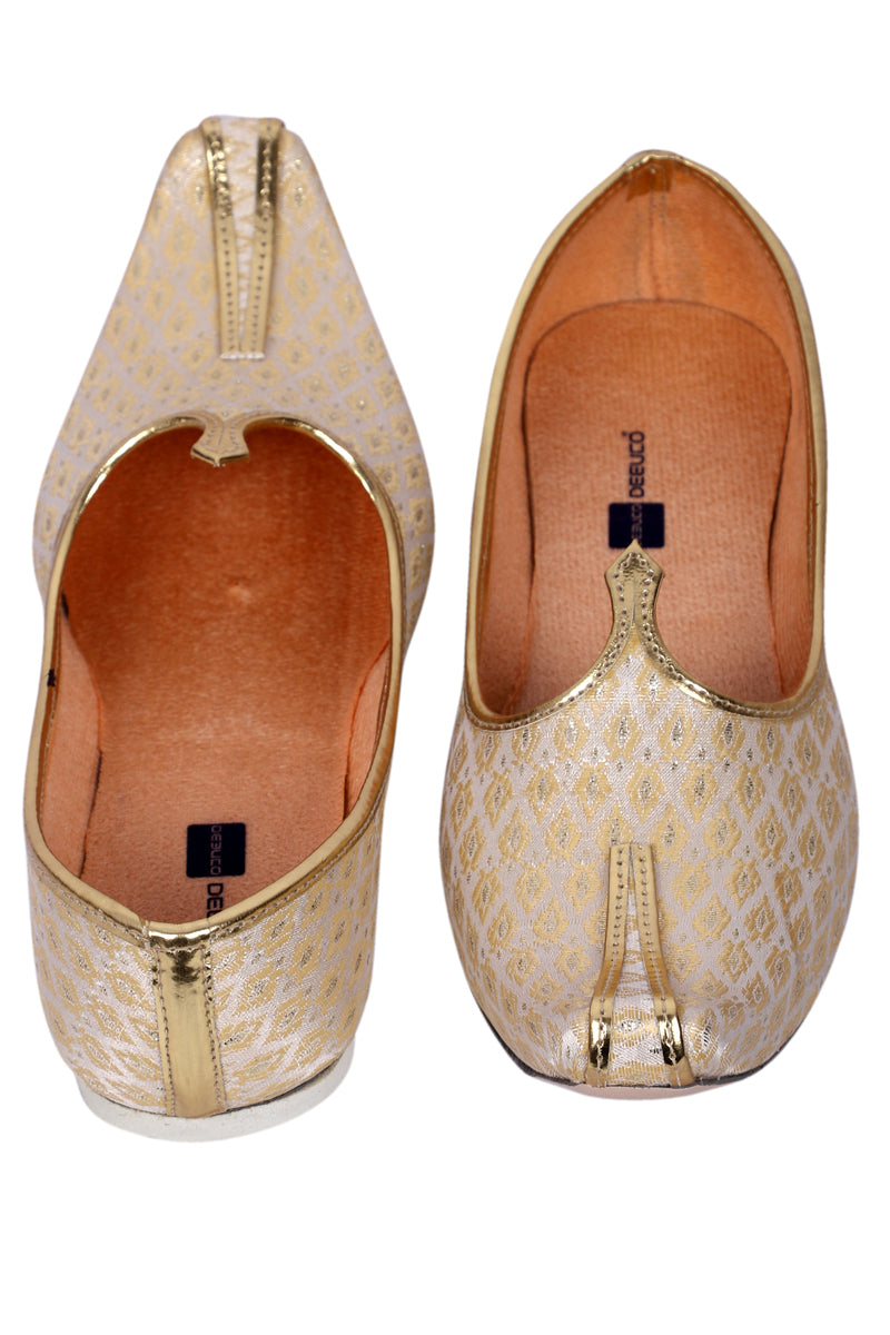 DEEUCO Men's Ethnic Cream N Golden Wedding and Sherwani Jutti, Mojari