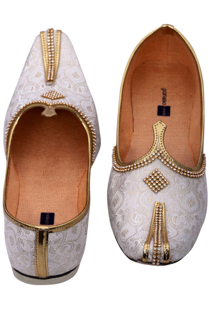 DEEUCO Men's Ethnic Cream and Golden Wedding and Sherwani Jutti, Mojari