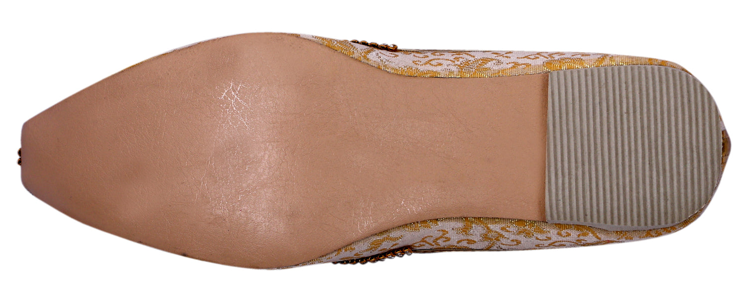 DEEUCO Men's Ethnic Cream and Golden Wedding and Sherwani Jutti, Mojari