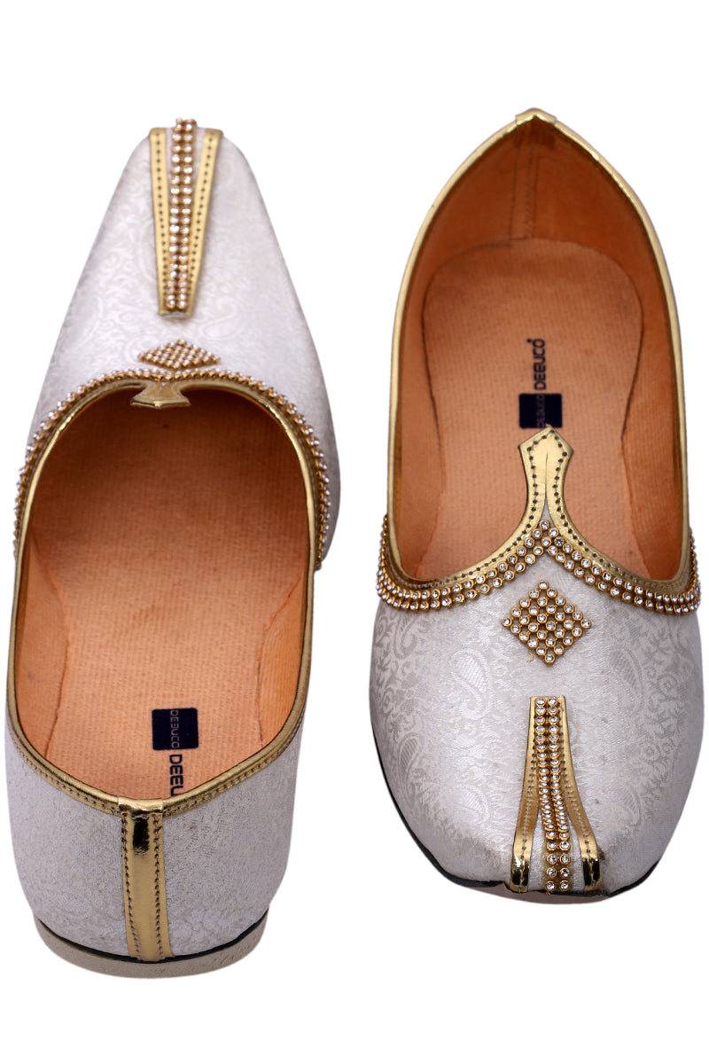 DEEUCO Men's Ethnic Cream Wedding and Sherwani Jutti, Mojari