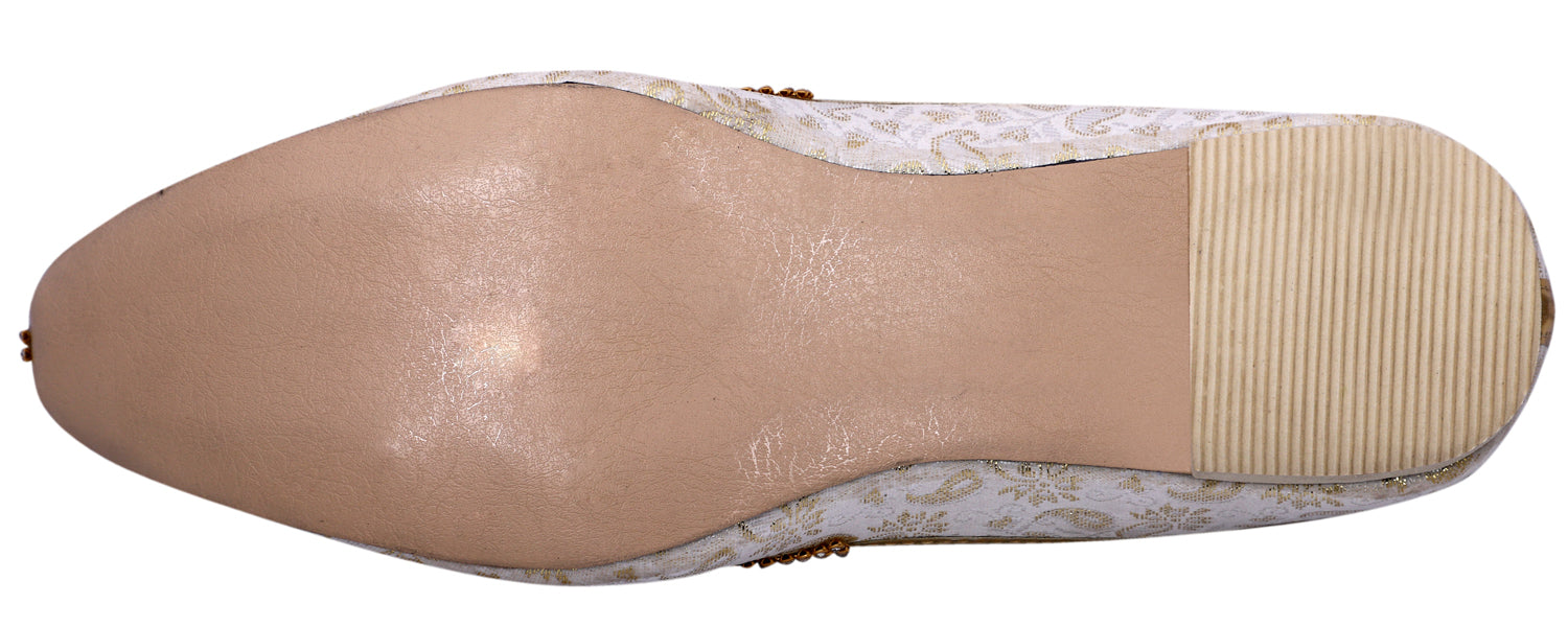 DEEUCO Men's Ethnic Cream and Golden Wedding and Sherwani Jutti, Mojari