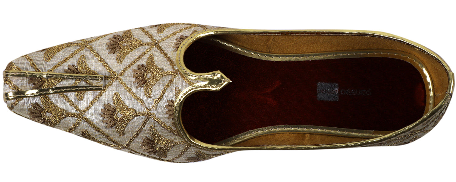 DEEUCO Men's Tradition Golden and Maroon Embroidery Design Wedding and Sherwani Jutti,Mojari