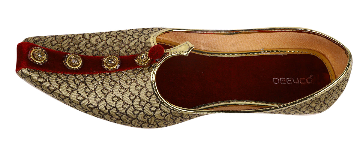 DEEUCO Men's Premium Golden with Maroon Wedding Jutti/ Sherwani Jutti Mojari