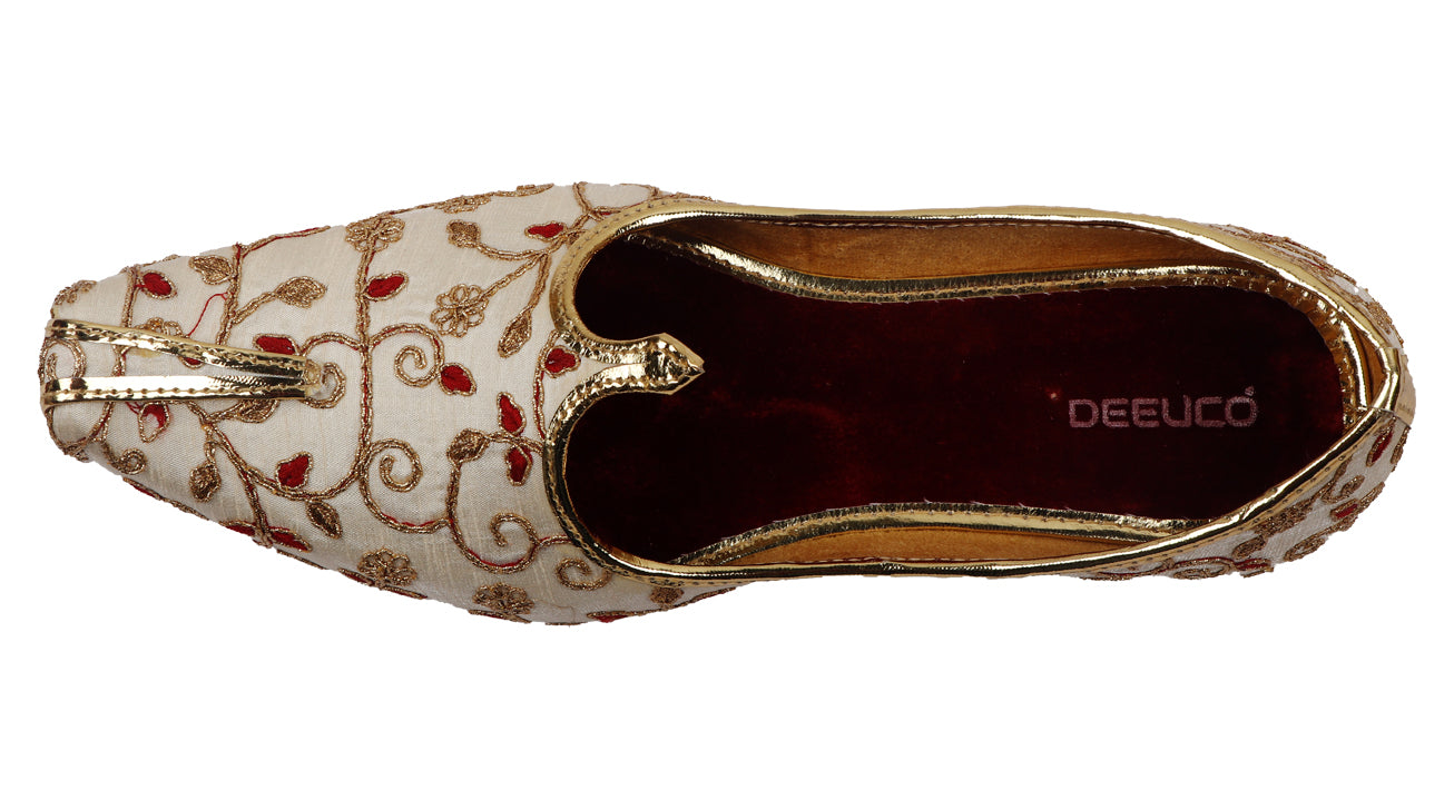 DEEUCO Men's Traditional Cream Embroidery Design Wedding and Sherwani Jutti,Mojari