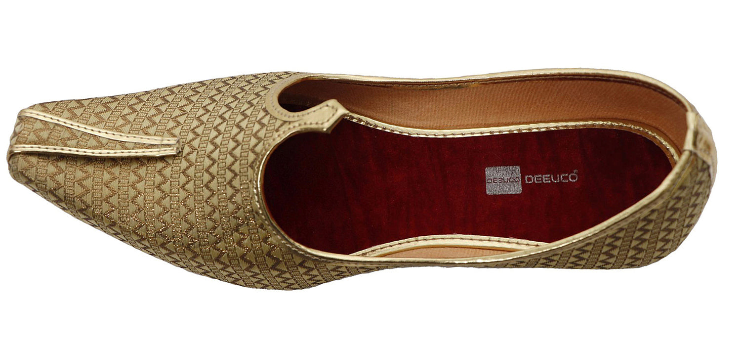 DEEUCO Men's Ethnic Cream with Golden Wedding and Sherwani Jutti, Mojari