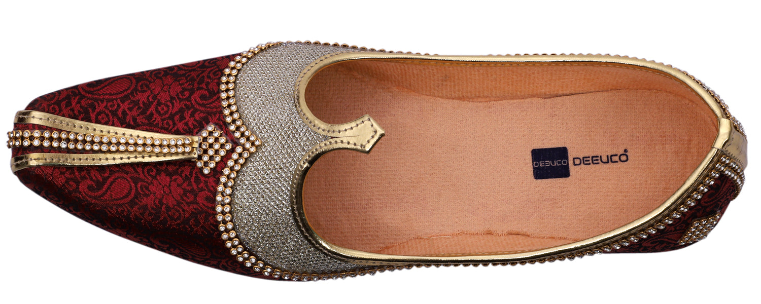 DEEUCO Men's Ethnic Maroon Velvet Wedding and Sherwani Jutti, Mojari