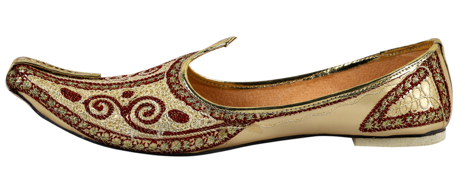 DEEUCO Men's Ethnic Golden Embroidery Wedding and Sherwani Jutti,Mojari