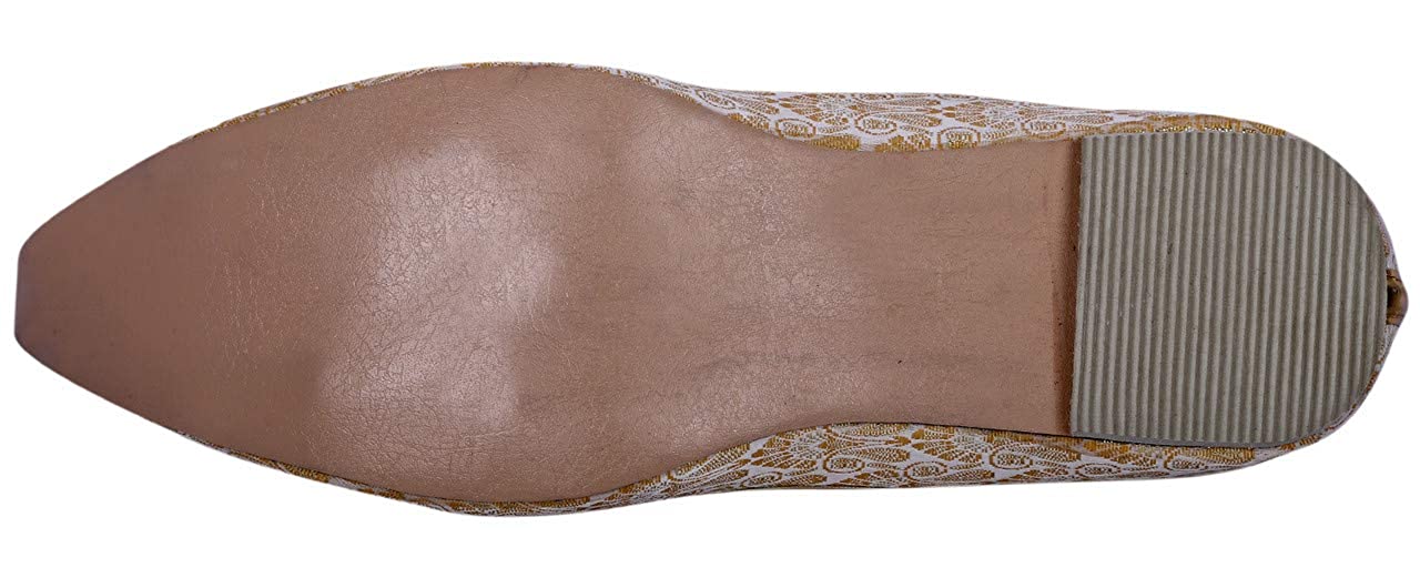 DEEUCO Men's Traditional Wedding and Sherwani Jutti/Mojari (Cream and Golden)