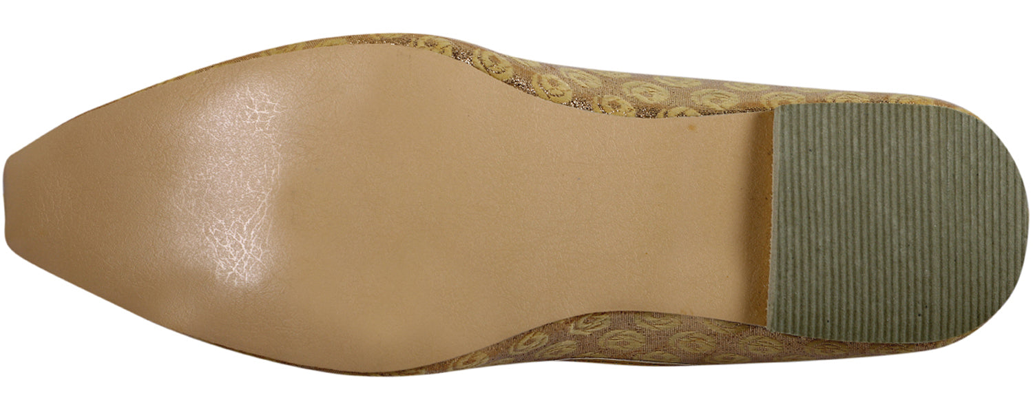 DEEUCO Men's Ethnic Golden with Maroon Stone Design Wedding and Sherwani Jutti,Mojari