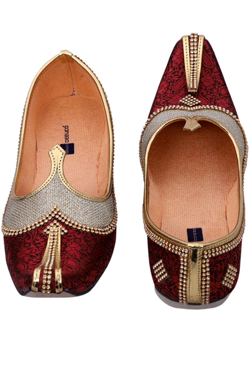 DEEUCO Men's Ethnic Maroon Velvet Wedding and Sherwani Jutti, Mojari