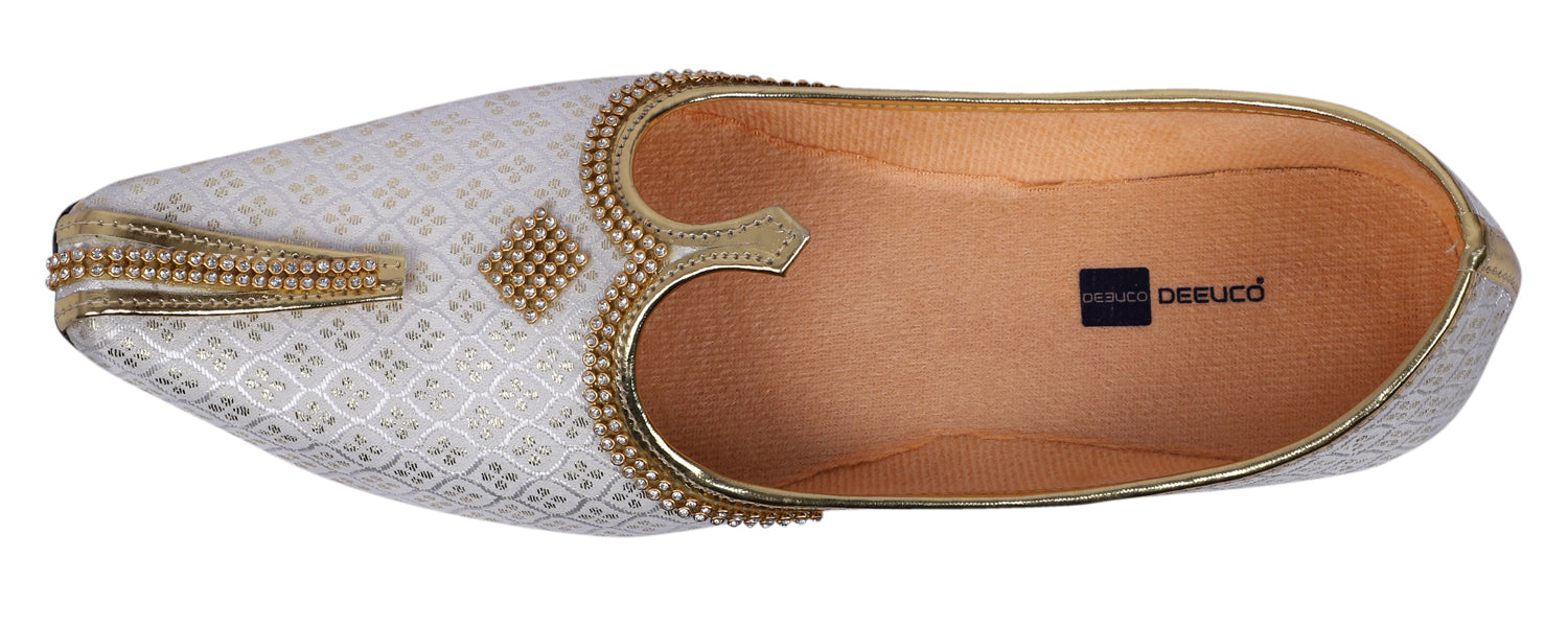 DEEUCO Men's Traditional White Wedding and Sherwani Jutti,Mojari