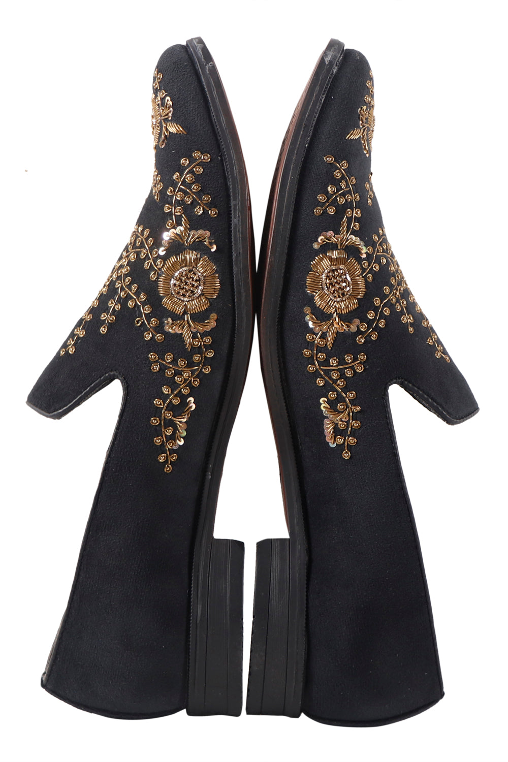 Black Velvet Zardozi embroidery Jutti
