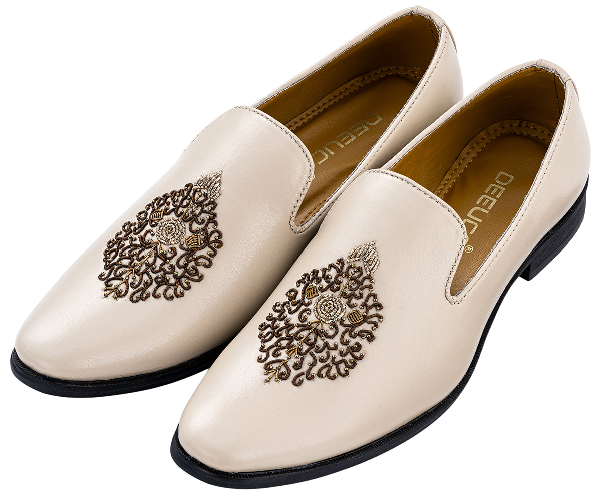 Deeuco Premium Cream Traditional Zardozi embroidery Jutti