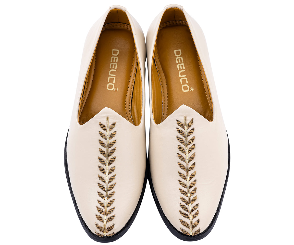 Deeuco Premium Cream Hand Zardozi embroidery Jutti