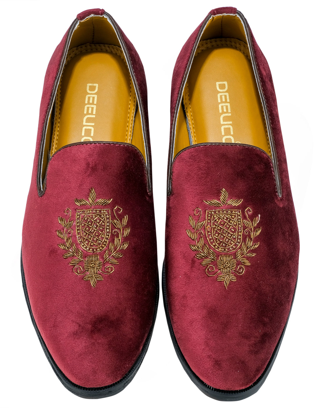 Deeuco Premium Maroon Velvet Hand Embroidered Jutti