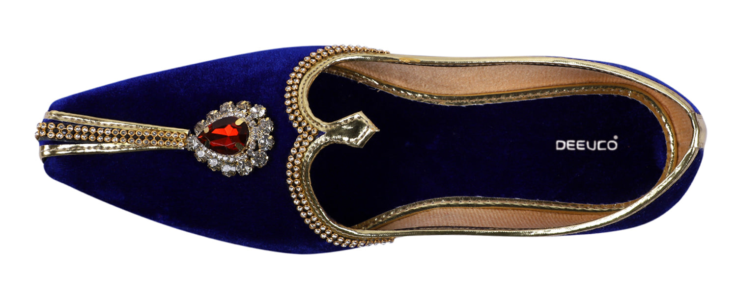DEEUCO Men's Stone Studded Ethnic Velvet Jutti,Mojari