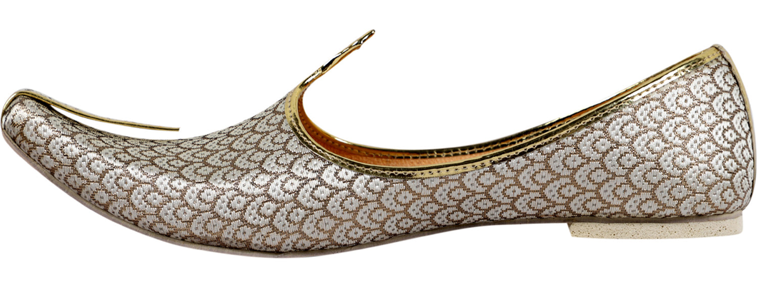 DEEUCO Men's Ethnic Premium Cream and Golden Wedding and Sherwani Jutti,Mojari