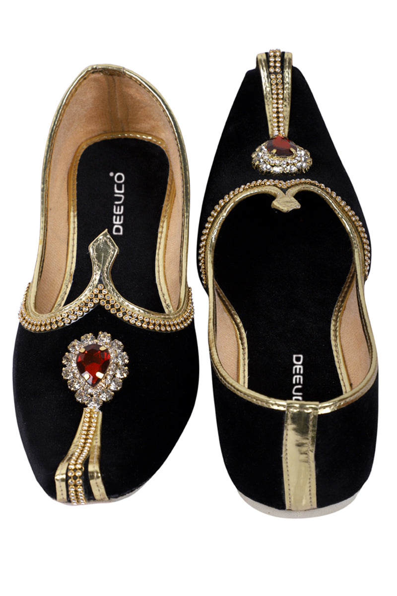 DEEUCO Men's Stone Studded Ethnic Velvet Jutti,Mojari