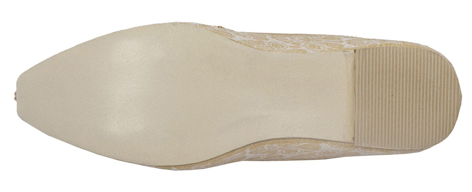 DEEUCO Men's Ethnic Cream with Golden Wedding and Sherwani Jutti, Mojari